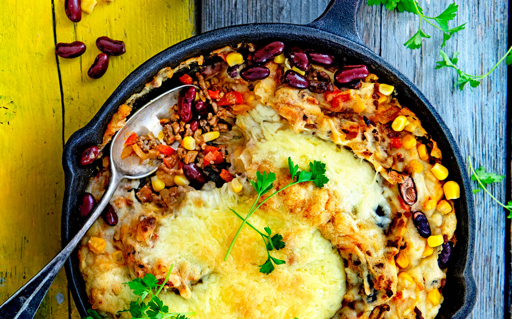 Thumbnail video One Pan pureegratin met tacogehakt en bonen