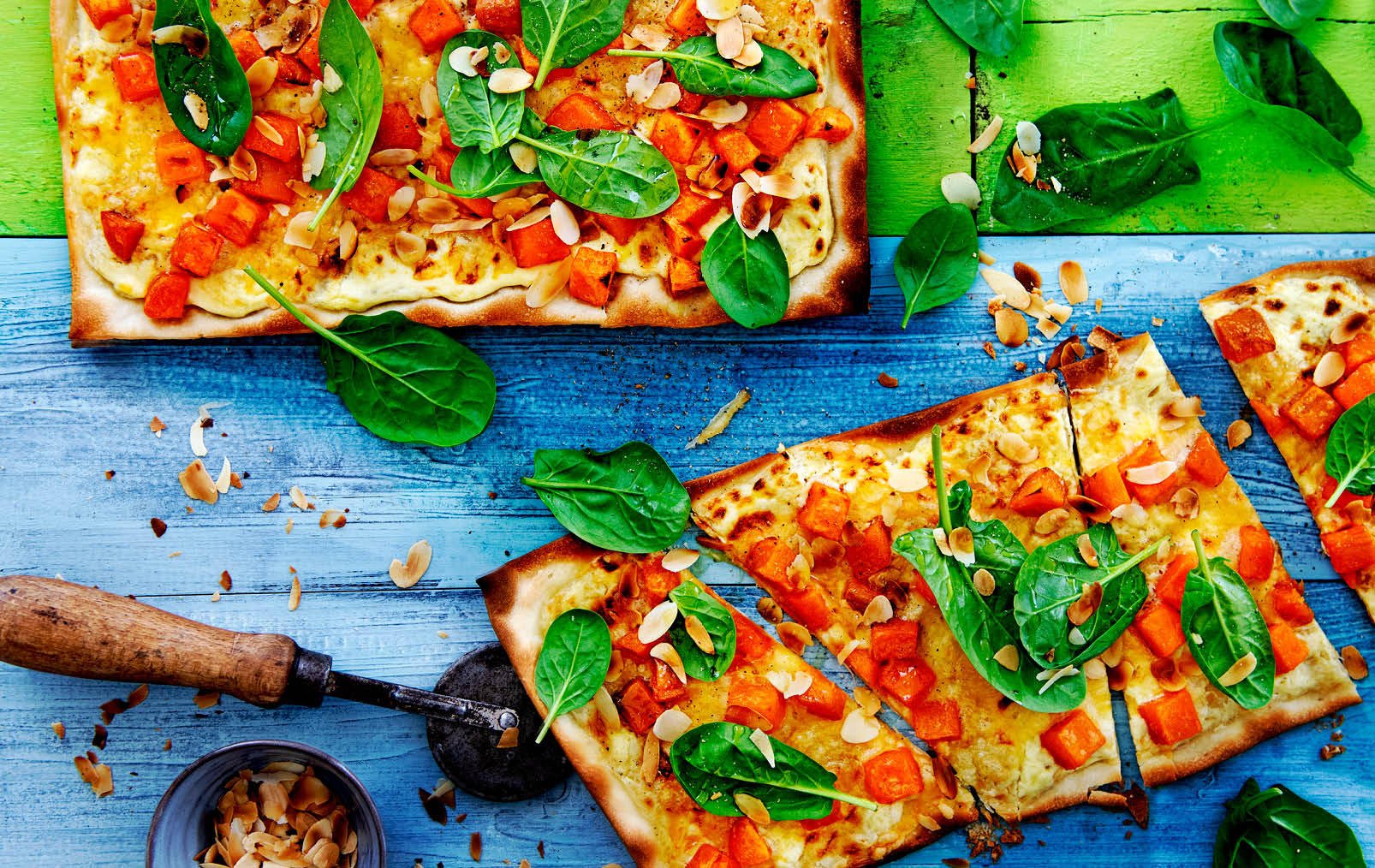 Thumbnail video Flammkuchen met spinazie, zoete aardappel en amandel