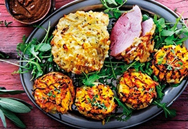 Beenham met röstikorstje en pompoengratins