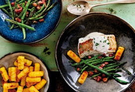 Kabeljauwhaas met proseccosaus en pancettaboontjes