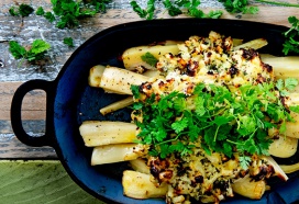 Romige pastinaak-mosterdgratin