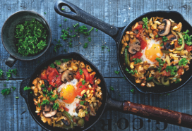 Rösti met champignons en een spiegeleitje