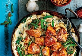 Sambal boontjes-puree met kip ketjap en kokos