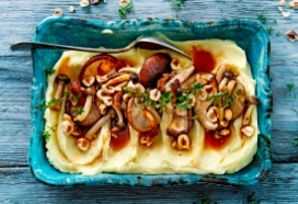 Loaded puree met paddenstoelen, madeira-tijmjus