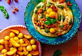 Hummus met cashewpesto