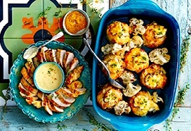 Kerriekip met bloemkoolkaasgratins